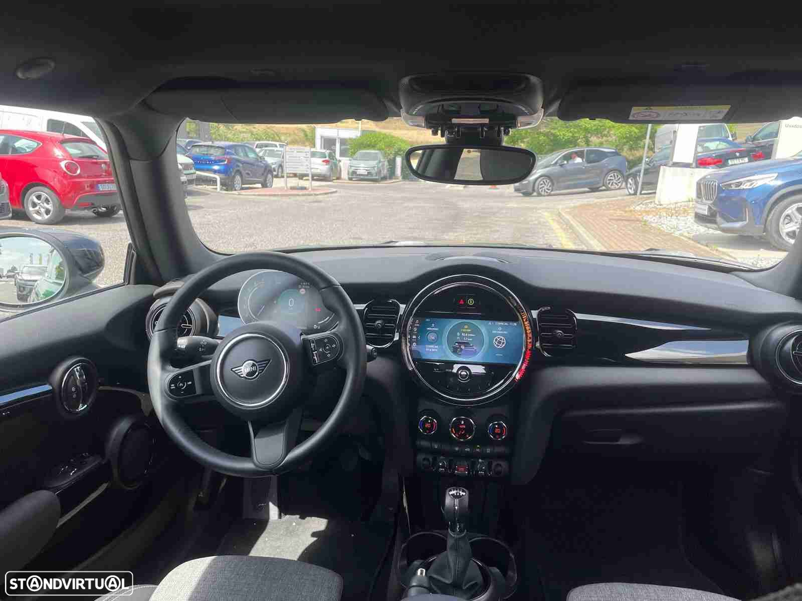 MINI 3 Portas Cooper Premium P. Essential Auto - 9