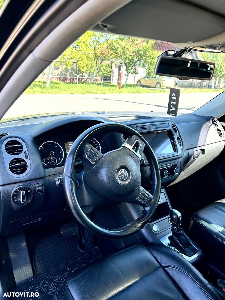 Volkswagen Tiguan 2.0 TDI 4Motion DSG Track & Field - 10
