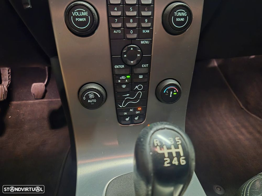 Volvo V50 2.0 D Nível 1 - 20