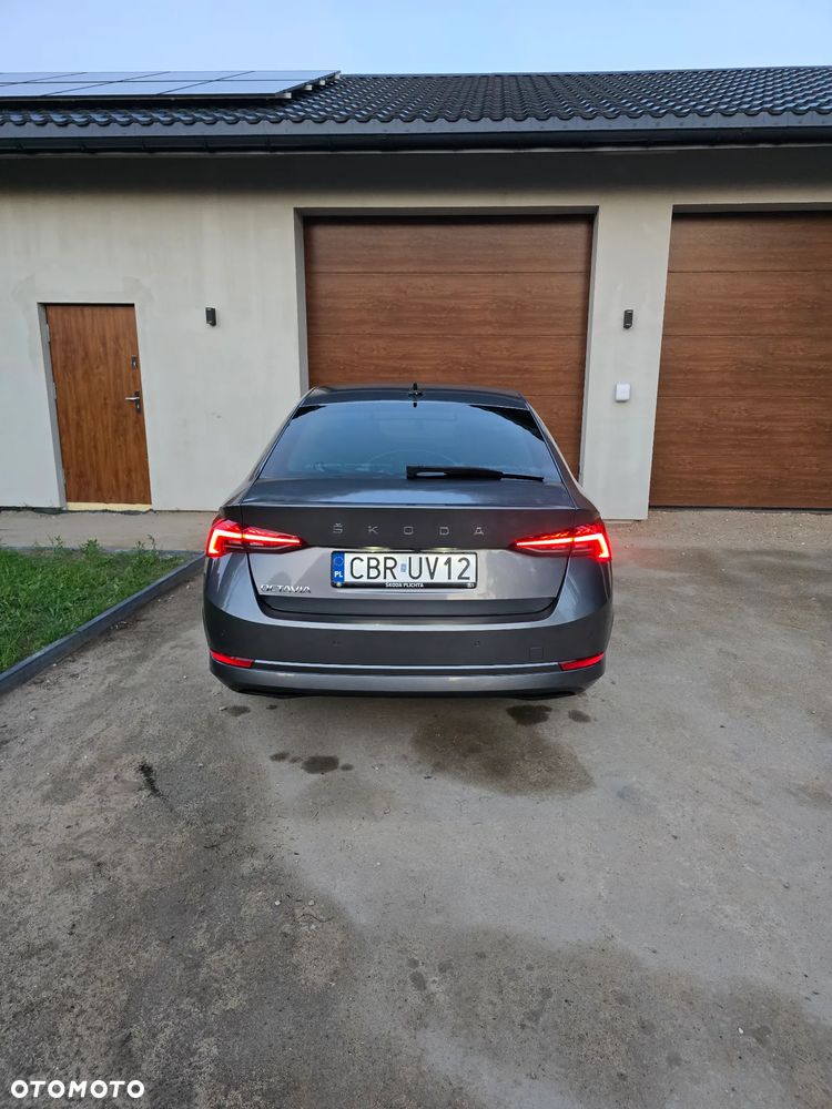 Skoda Octavia 2.0 TDI Ambition DSG - 3