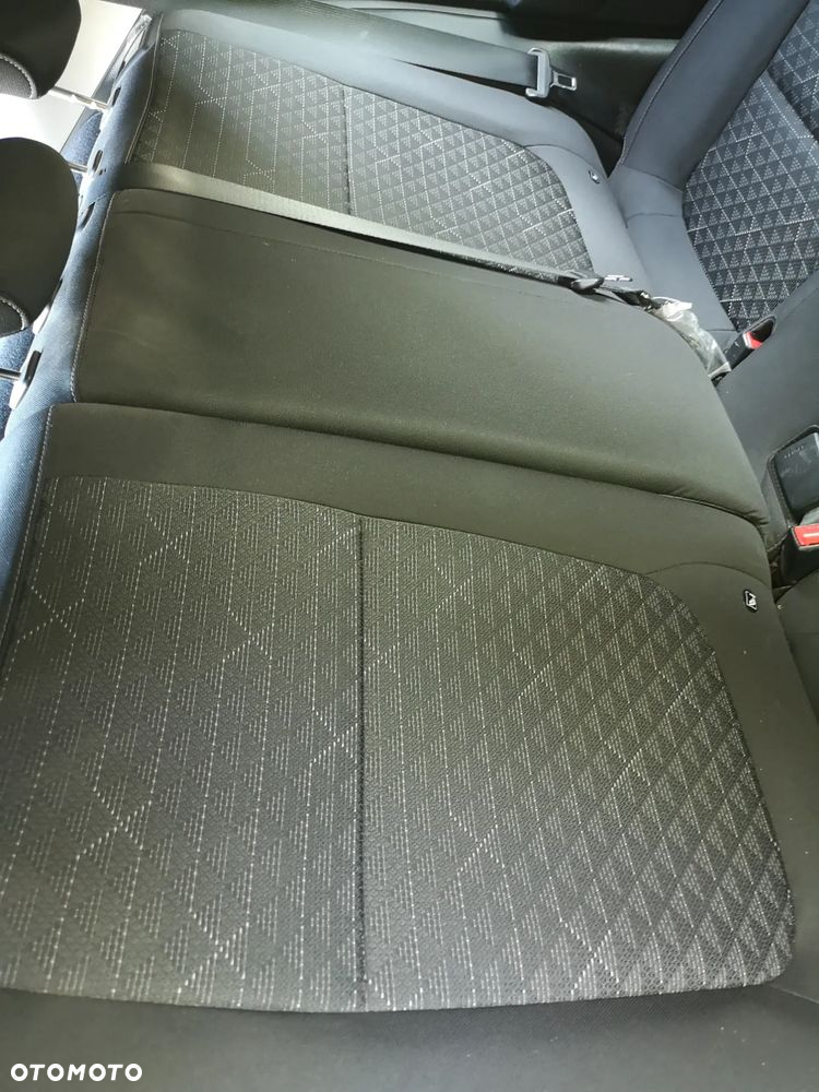 Kia Rio - 30