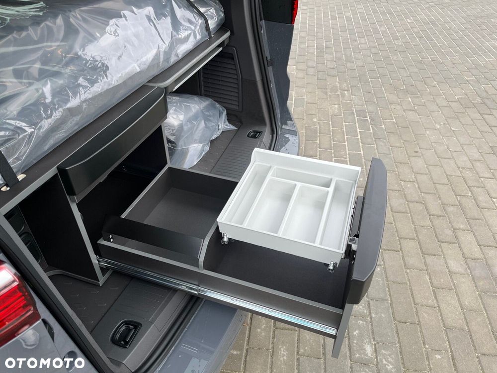 Volkswagen California - 14