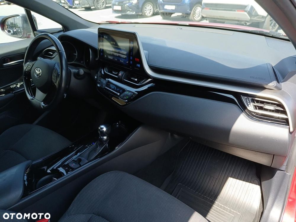 Toyota C-HR 1.2 T Dynamic CVT 4x4 - 19