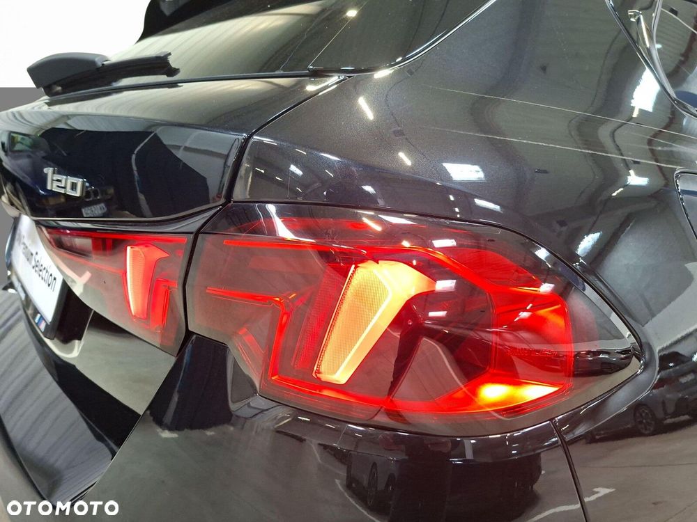 BMW Seria 1 120 mHEV - 20