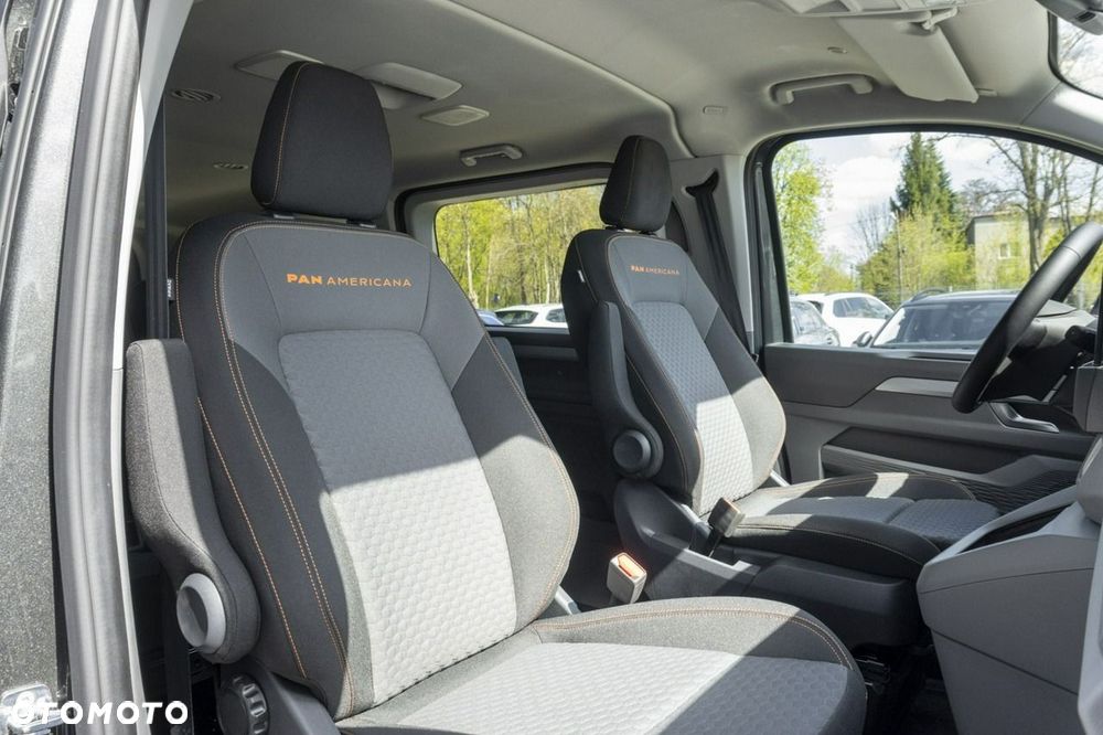Volkswagen Caravelle - 17