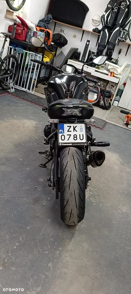 Kawasaki Z 900 - 24