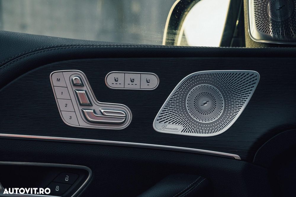 Mercedes-Benz GLS - 12