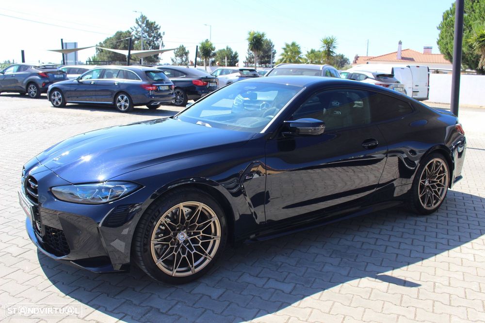 BMW M4 Competition xDrive Pack 50 anos M - 18