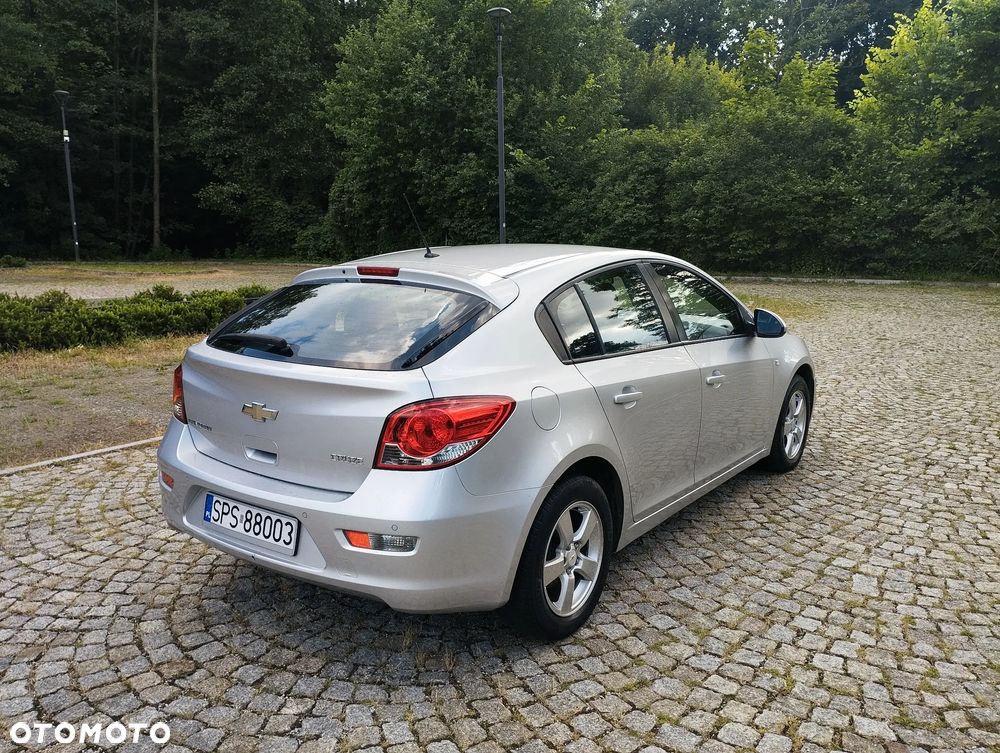 Chevrolet Cruze 1.8 LT+ - 13