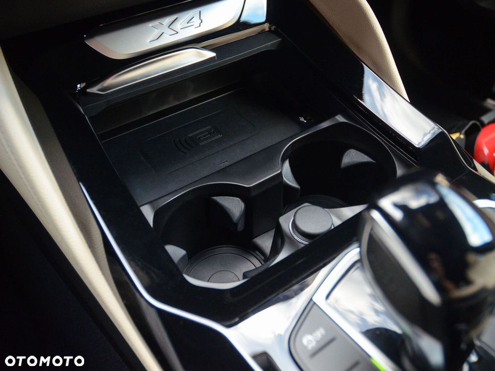 BMW X4 - 29