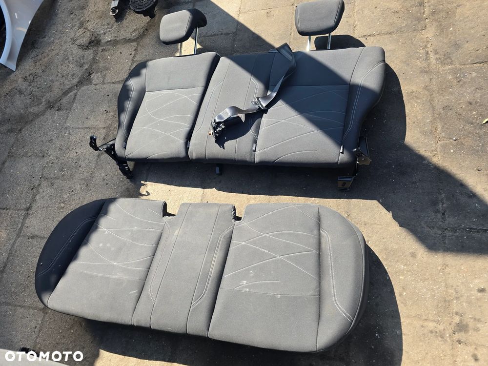 Komplet foteli ford Fiesta mk7 lift - 4
