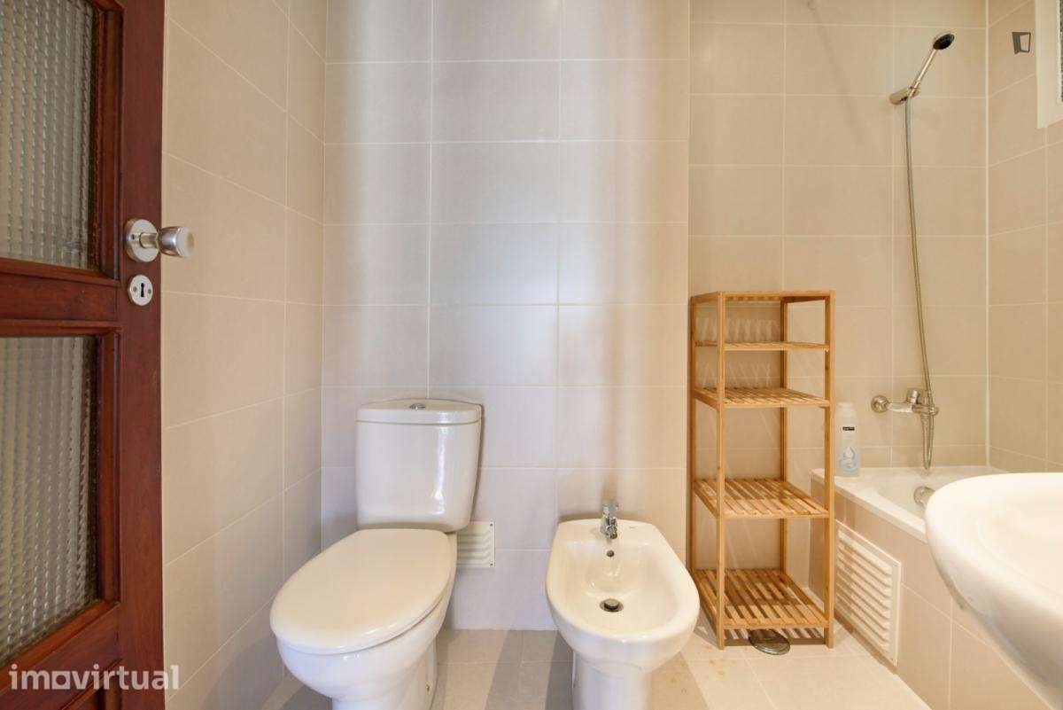 Quarto - localizado em Alvalade Lisbon - Grande imagem: 3/43