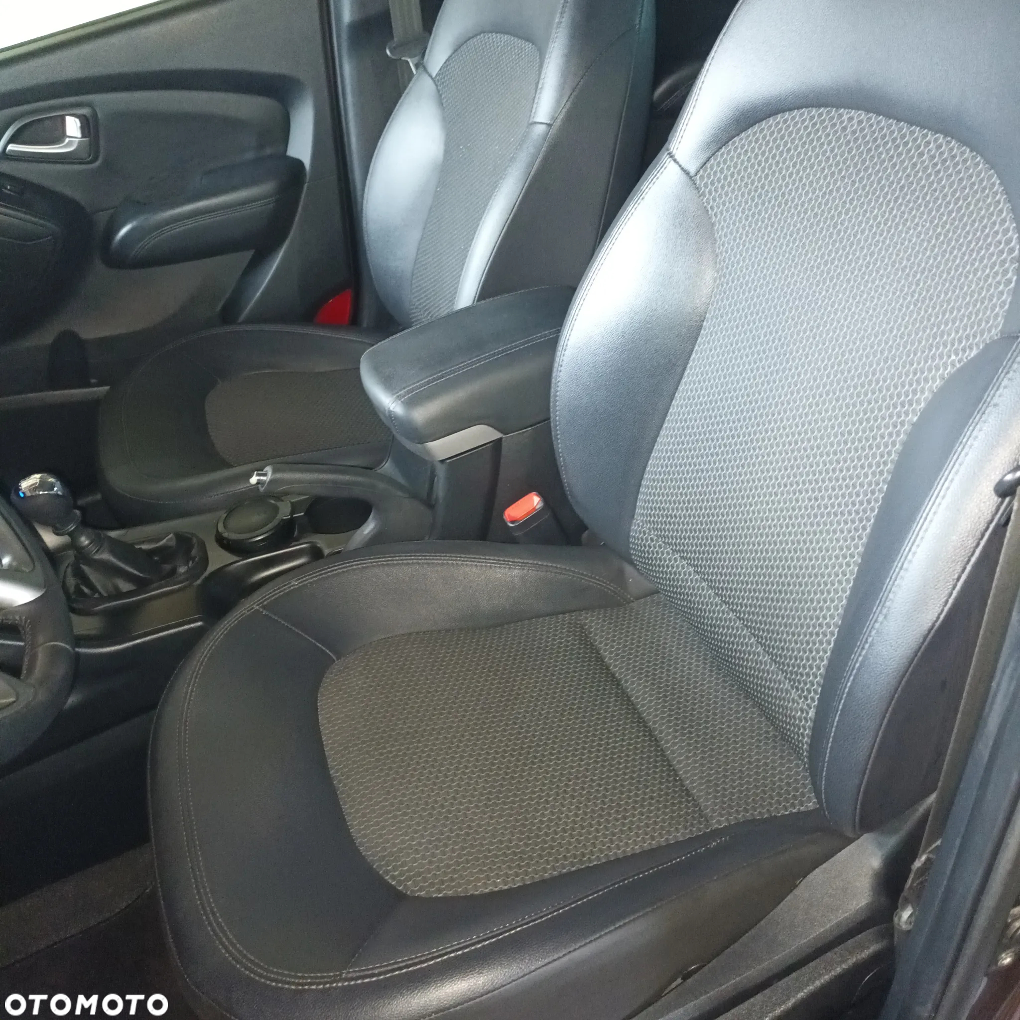 Hyundai ix35 1.7 CRDi 2WD Comfort - 8