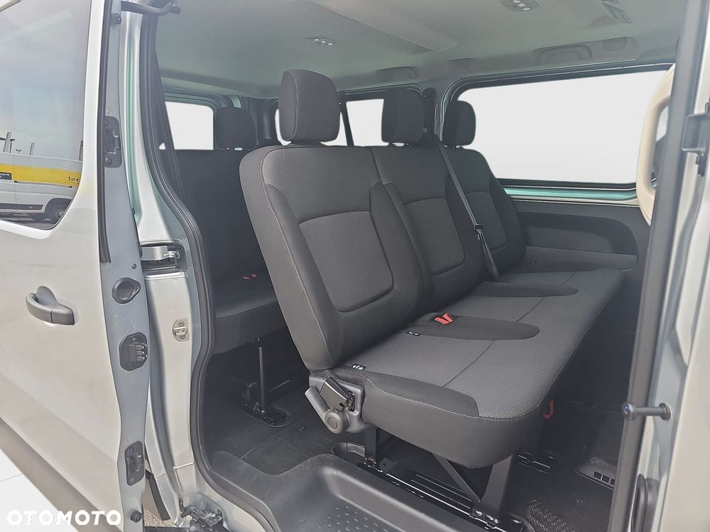 Renault Trafic - 22