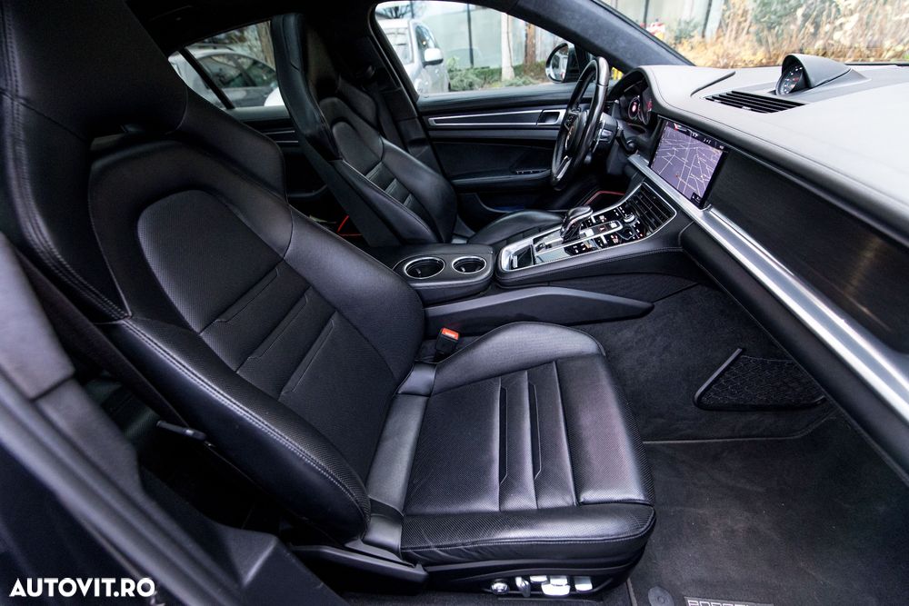 Porsche Panamera - 20