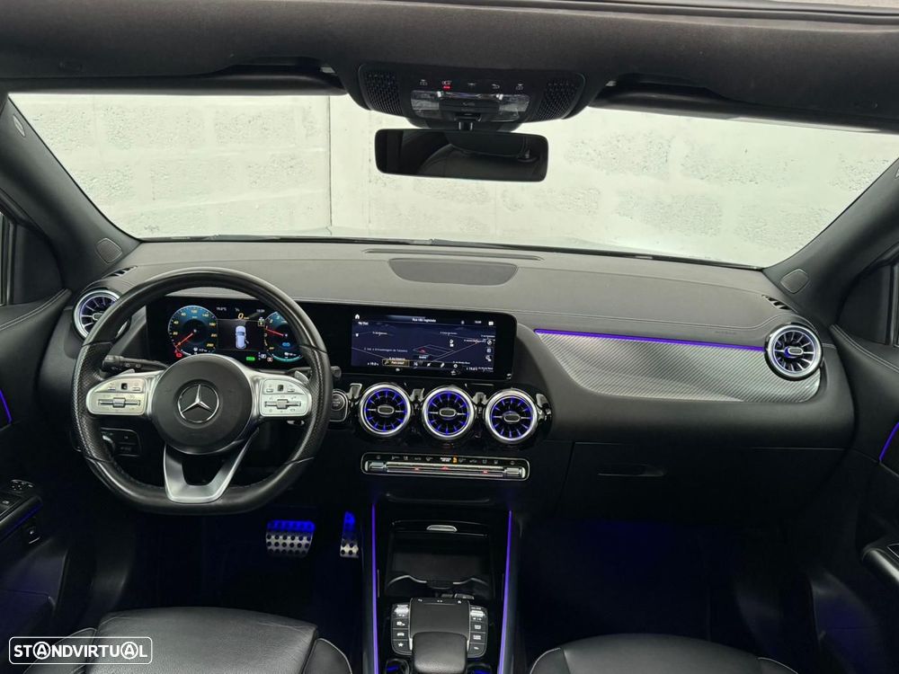 Mercedes-Benz GLA 250 e AMG Line - 2