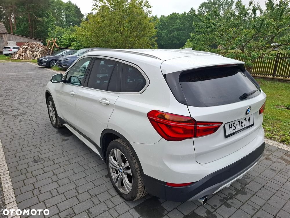BMW X1 sDrive18d Sport Line - 5