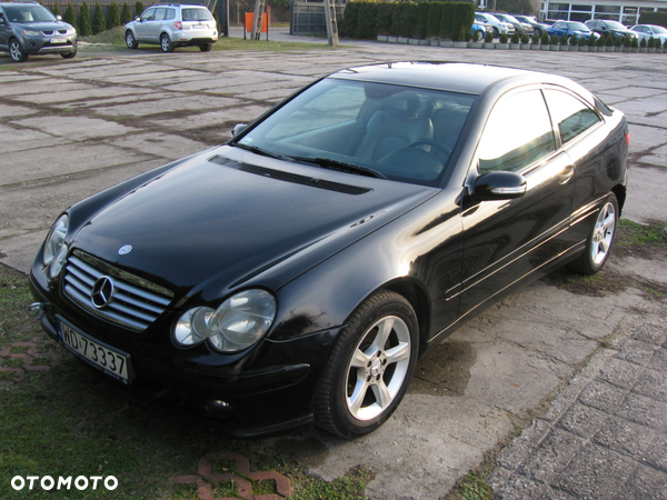 Mercedes-Benz Klasa C 180 Kompressor