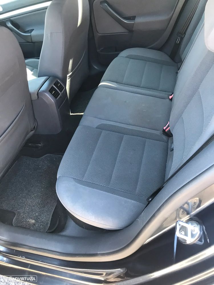 VW Golf 1.4 TSi Confortline - 14