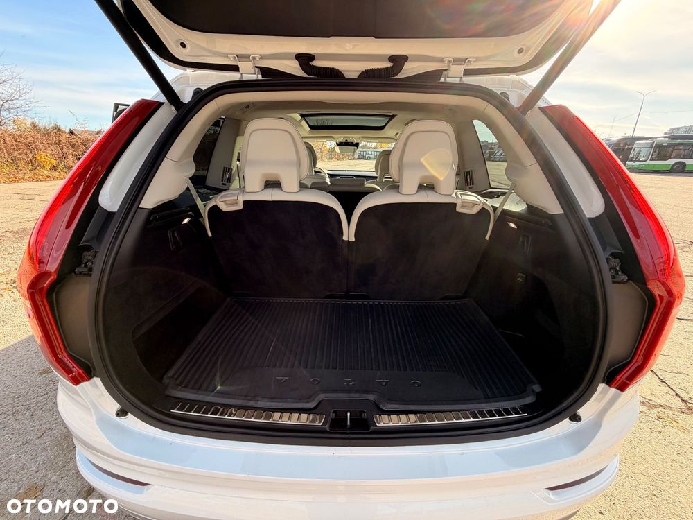 Volvo XC 90 T5 AWD Momentum 7os - 21