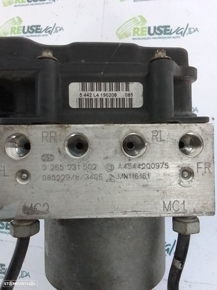 Centralina De Abs Mitsubishi Colt Cz3 - 3