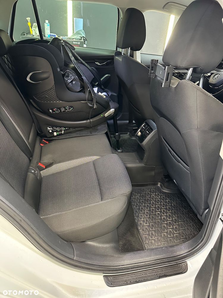 Skoda Octavia 1.5 TSI ACT Ambition - 8