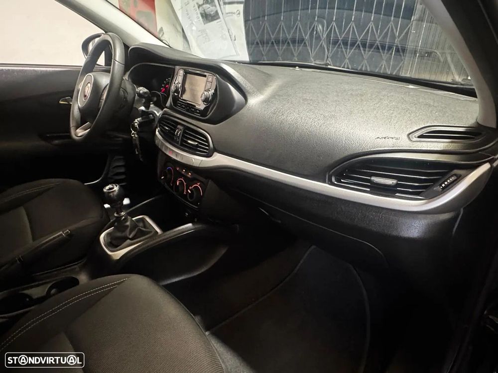 Fiat Tipo 1.6 MultiJet Lounge - 33