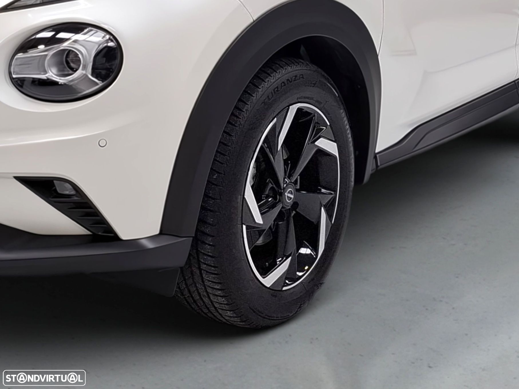 Nissan Juke 1.0 DIG-T N-Connecta NAV.+TwoTone NC DCT - 11