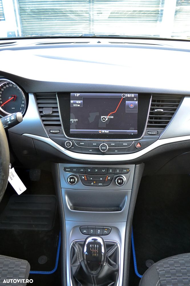 Opel Astra 1.6 D Start/Stop Dynamic - 13