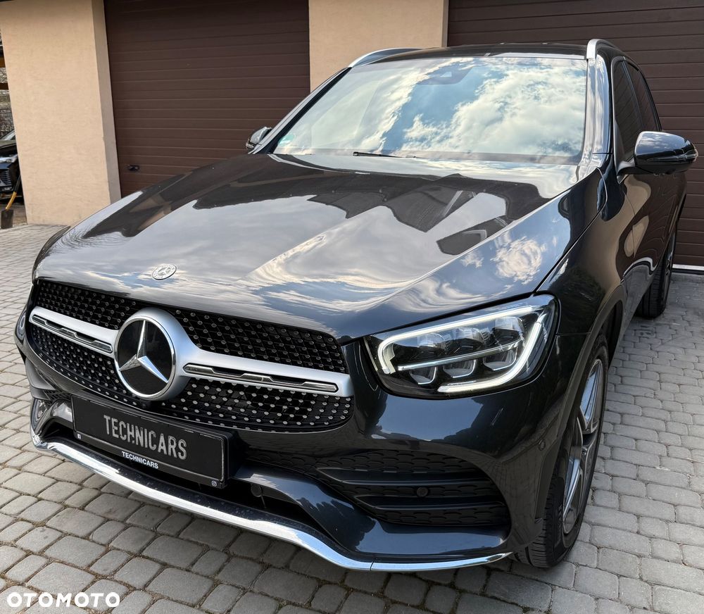 Mercedes-Benz GLC 220 d 4Matic 9G-TRONIC AMG Line - 3