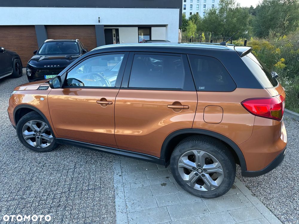 Suzuki Vitara 1.6 Premium 2WD - 10