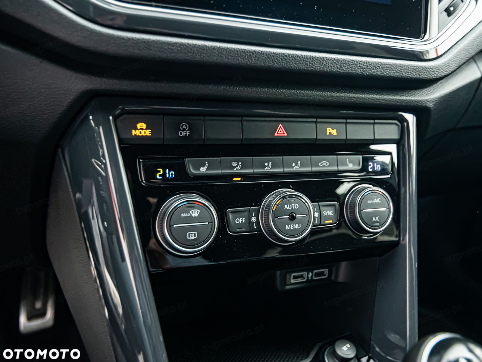 Volkswagen T-Roc 1.5 TSI ACT Premium - 18