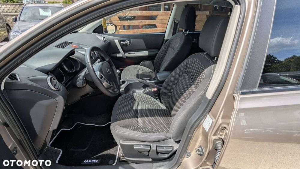 Nissan Qashqai - 13