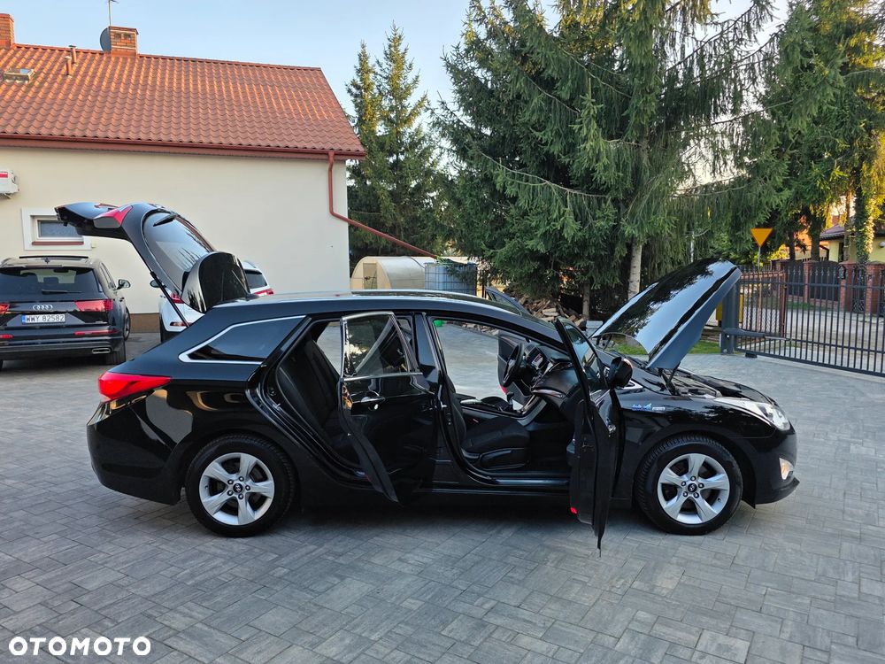 Hyundai i40 Kombi 1.7 CRDi Premium - 39