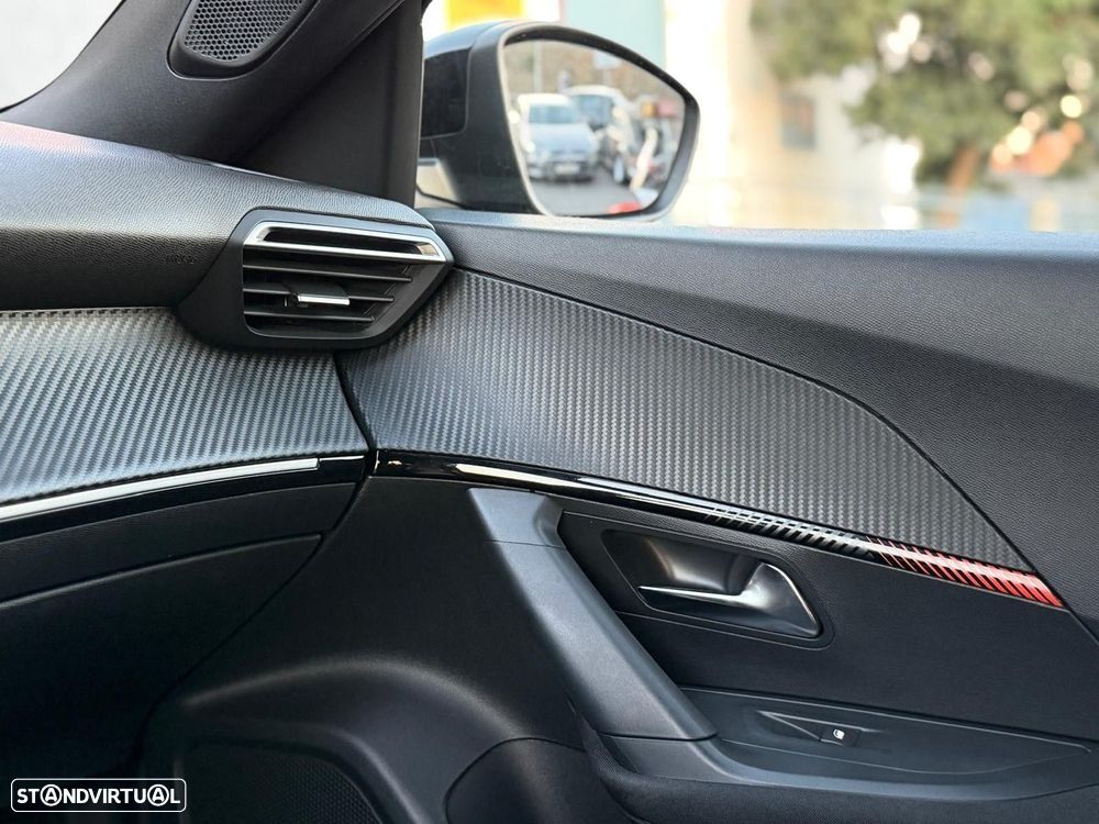 Peugeot 2008 PureTech 100 Style - 31