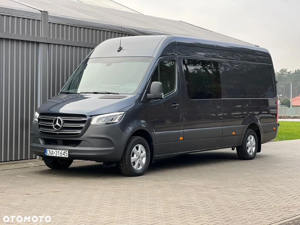 Mercedes-Benz Sprinter - 30