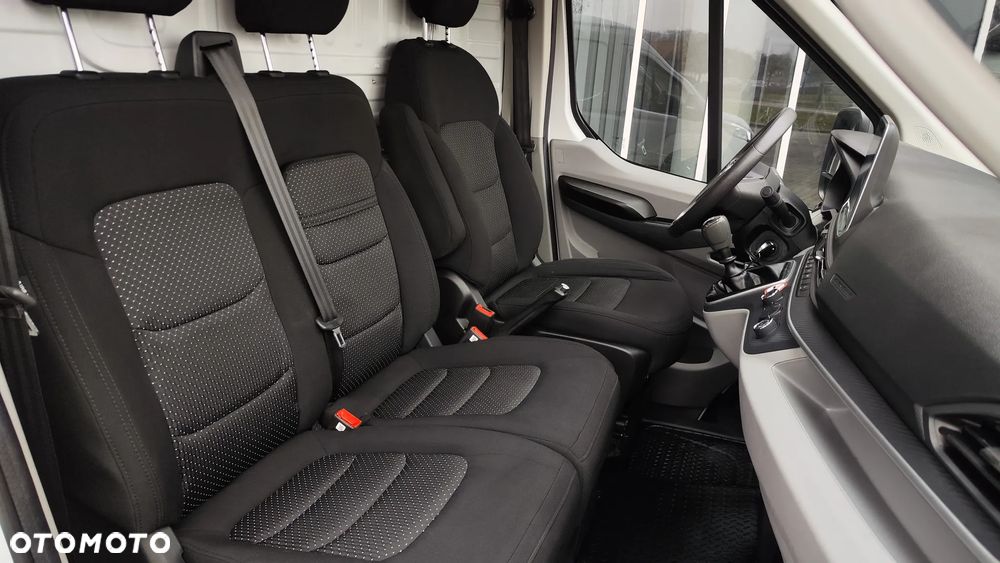 Maxus Deliver 9 - 29