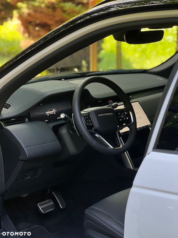 Land Rover Discovery Sport - 22