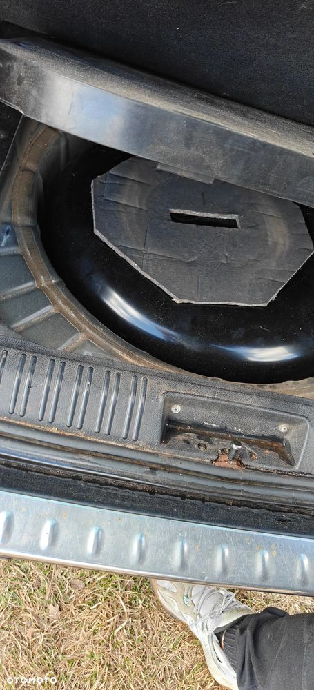 Ford Mondeo 1.8 X - 14