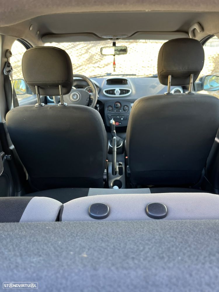 Renault Clio 1.5 dCi GT - 14