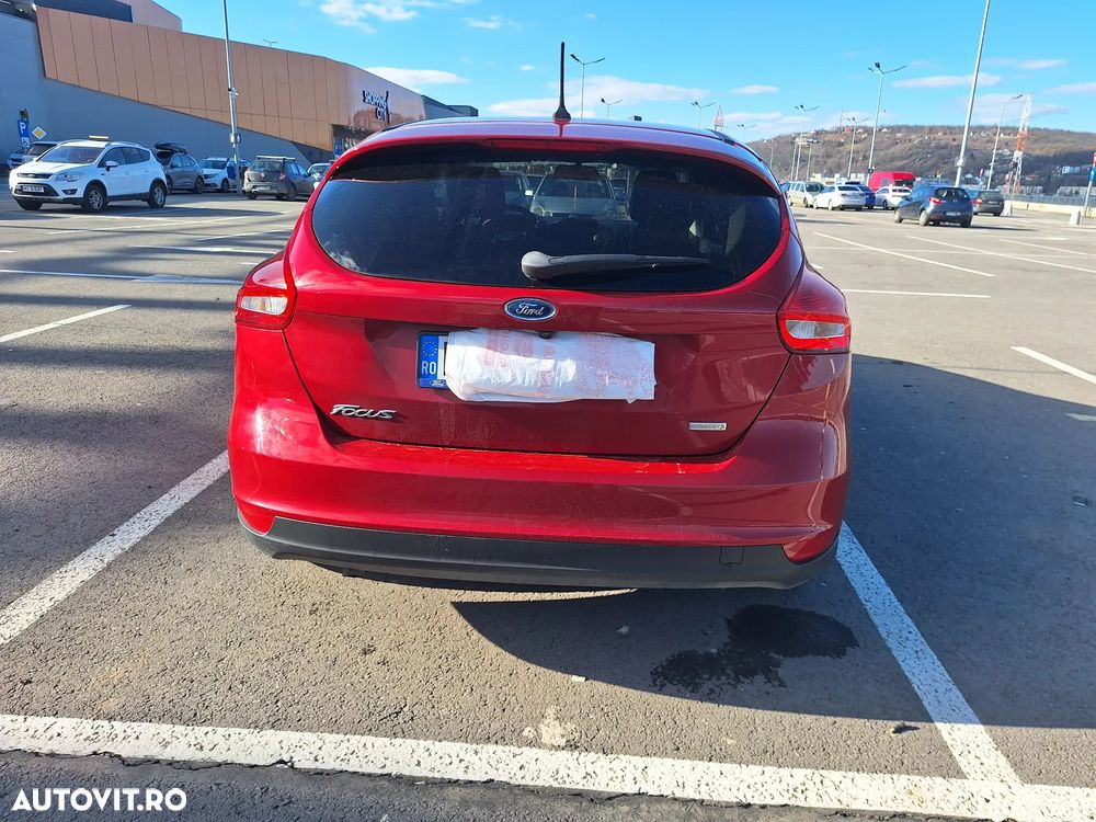 Ford Focus 1.0 EcoBoost Trend - 13