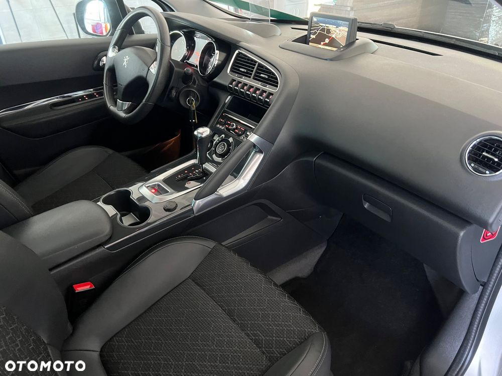 Peugeot 3008 THP 165 EAT6 Stop & Start Crossway - 29