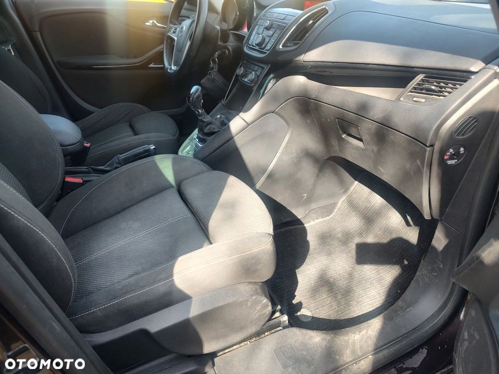 Opel Zafira Tourer 1.4 Turbo Selection - 14