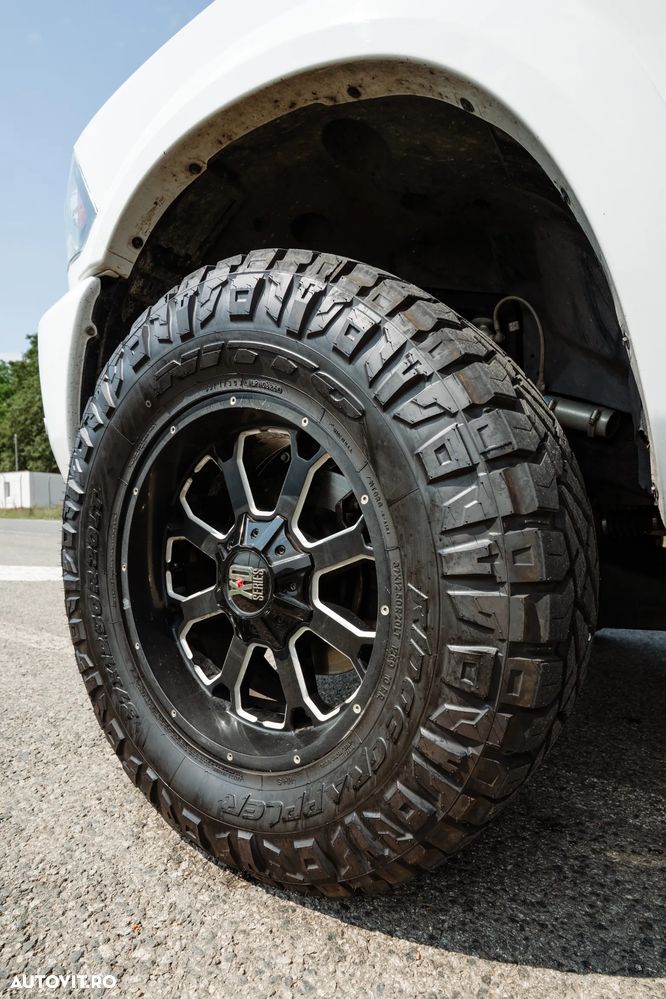 Dodge RAM - 7