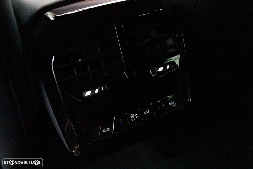 BMW iX xDrive 40 - 49