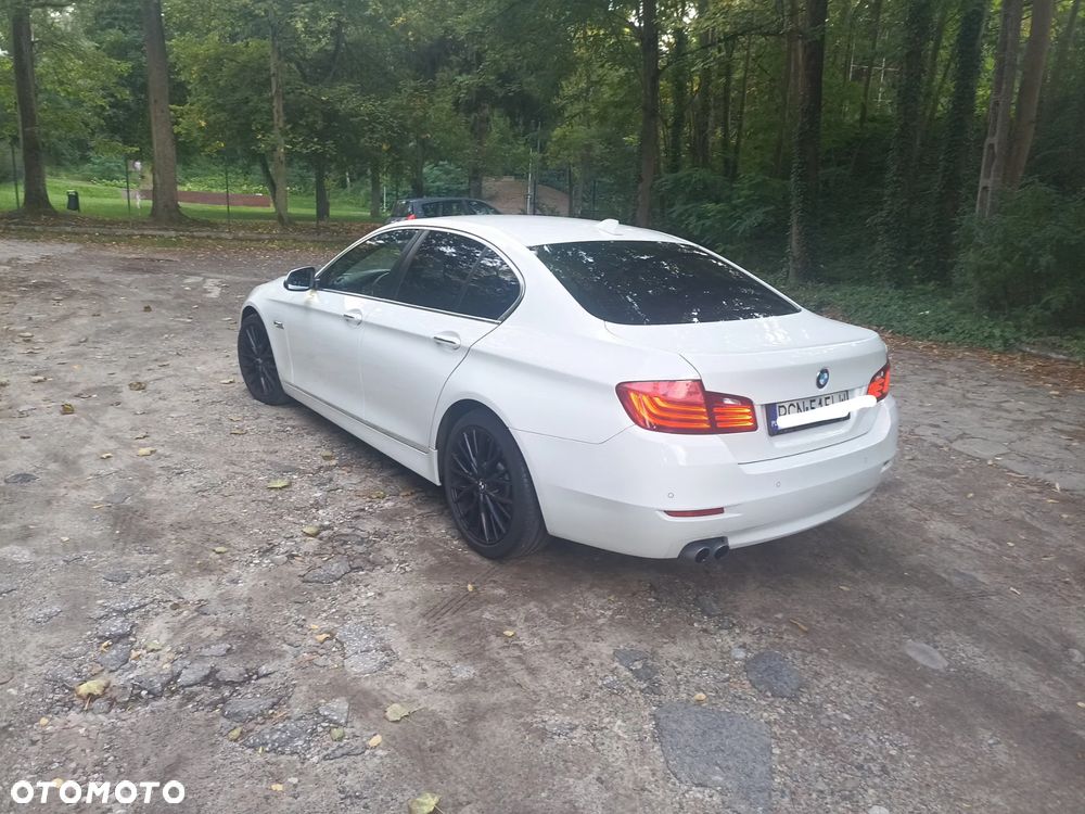 BMW Seria 5 520d - 5
