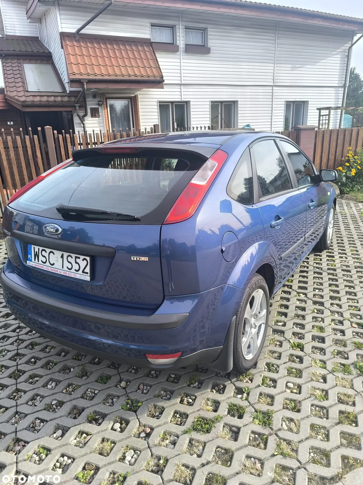 Ford Focus 1.8 TDCi Ghia - 8
