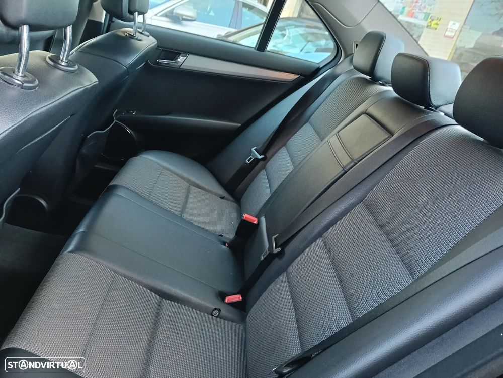 Mercedes-Benz C 220 CDI Avantgarde BlueEfficiency Aut. - 14