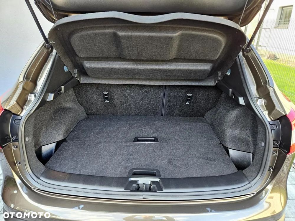 Nissan Qashqai 1.2 DIG-T Tekna - 28