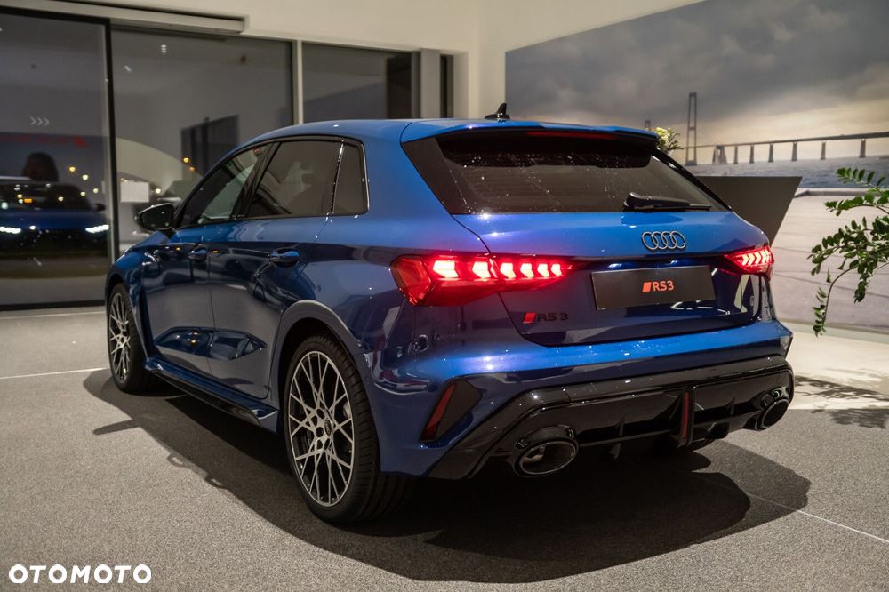 Audi RS3 Sportback - 3